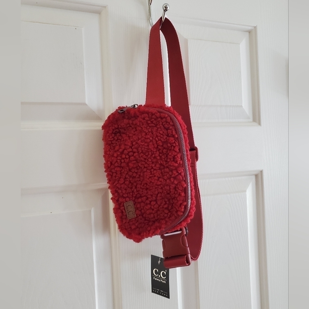 CC Nina Sherpa Fleece Fanny Pack Color: Burgundy - Picture 2 of 9